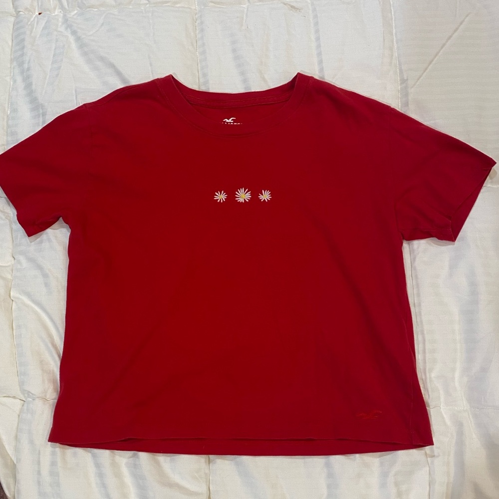 Red with 3 white flower T-shirt